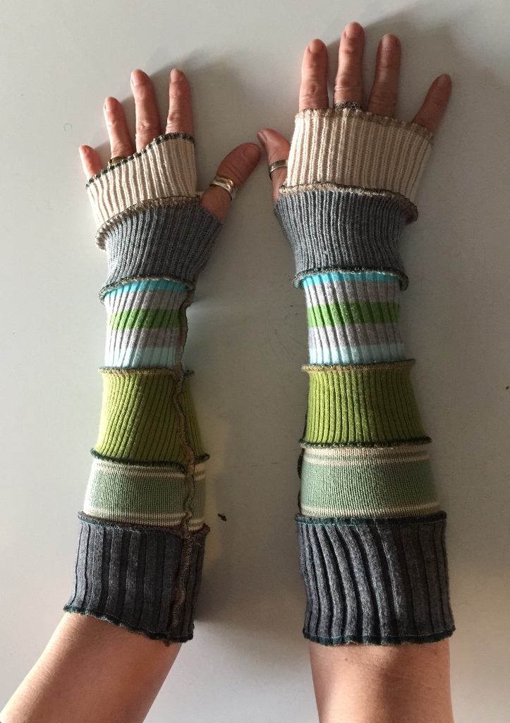 Angel Wardrobe Knit Long Fingerless Thumb Hole Arm Warmers 
