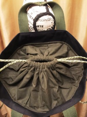 Black Tapestry Lunch Bag - Image 4