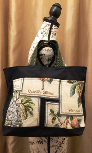 Black Tapestry Lunch Bag - Image 2