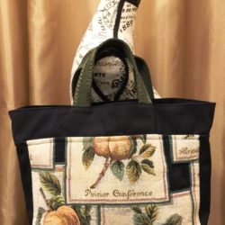 Black Tapestry Lunch Bag