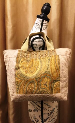 Gold Lined Lunch Bag - Image 3