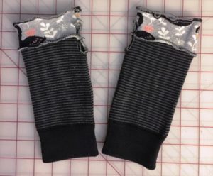 Black Swan Fingerless Gloves/Wrist Warmers - Image 3