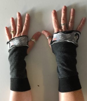 Black Swan Fingerless Gloves/Wrist Warmers
