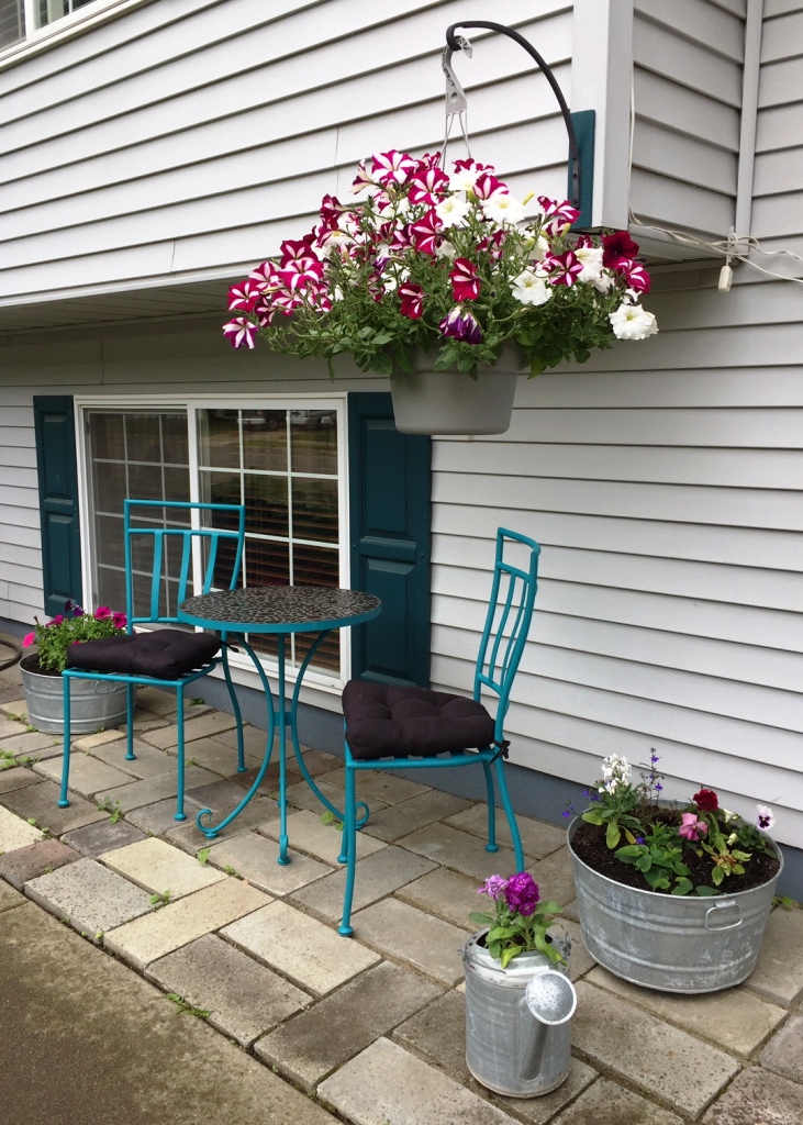 Let's Paint Another Upholstered Chair!